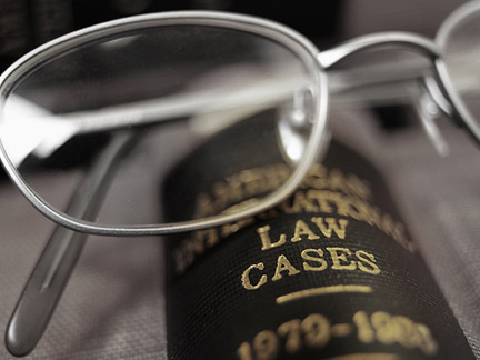 Chandler, Arizona Commercial Vehicle Attorney A Chandler Semi Truck accident involving a passenger vehicle can cause extreme injury and even death. Contact an 18 Wheeler Accident Lawyer for a free initial consultation.