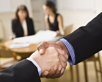 Check your lawyer's credentials when you are selecting a Houston 18 Wheeler Accident Attorney
